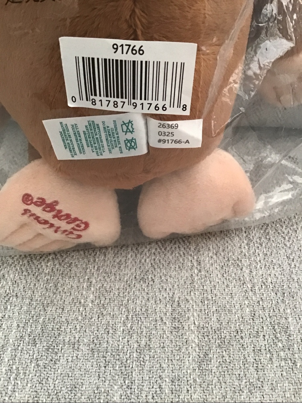 Kids Preferred Curious George Plush - Picture 7 of 11